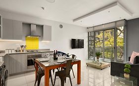 Easy Stay - The Median Rosebank